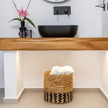 Alenor 2* Naxos City