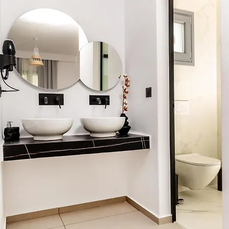 Alenor Hotel