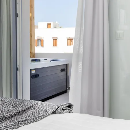 Alenor 2* Naxos City